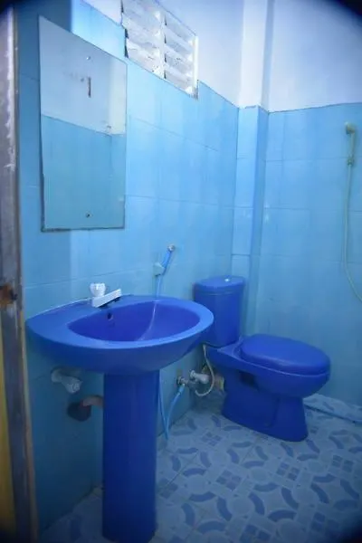 Airport Sanri Villa / Hotel Shiromi Katunayake